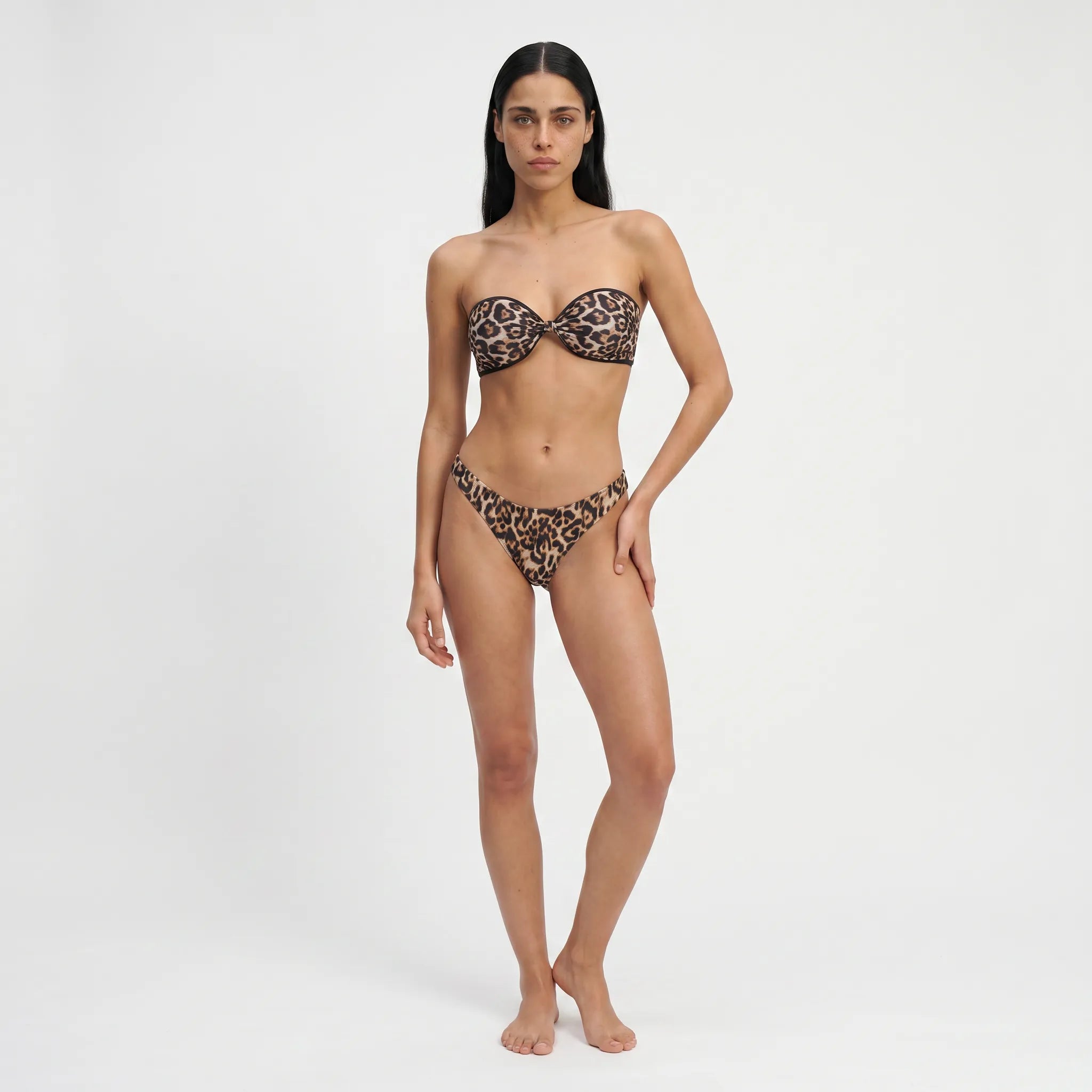 LEOA – Durchbräunender Bikini